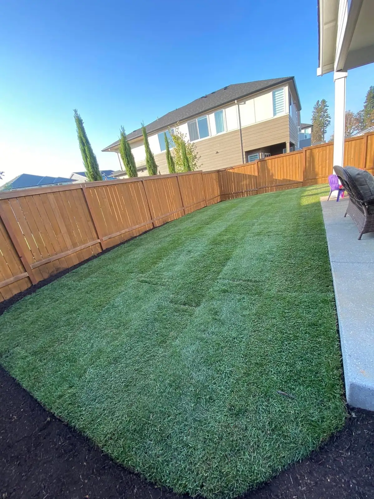 Finished Beaverton backyard lawn and landscape project